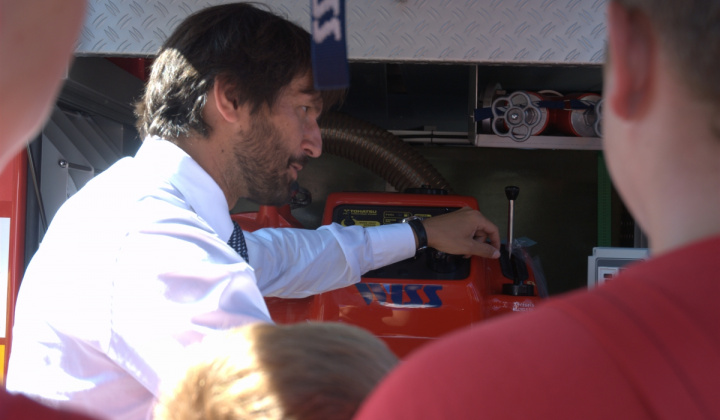 9. fotografia fotogalérie Odovzdávanie hasičckého vozidla