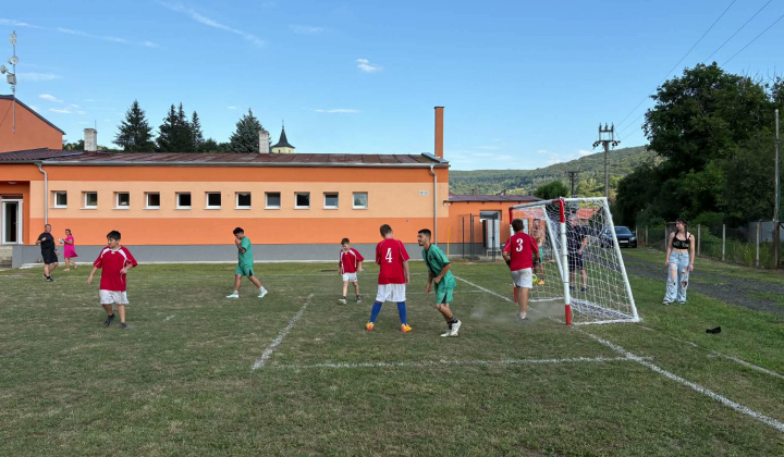 4. fotografia fotogalérie Aktuality / Jánsky futbalový turnaj medzi obcami - foto