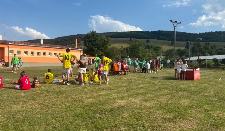 5. fotografia fotogalérie Aktuality / Jánsky futbalový turnaj medzi obcami - foto