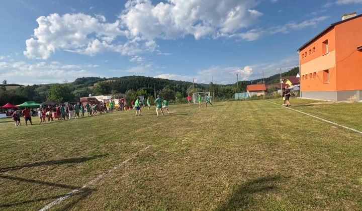 8. fotografia fotogalérie Aktuality / Jánsky futbalový turnaj medzi obcami - foto
