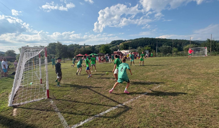 9. fotografia fotogalérie Aktuality / Jánsky futbalový turnaj medzi obcami - foto
